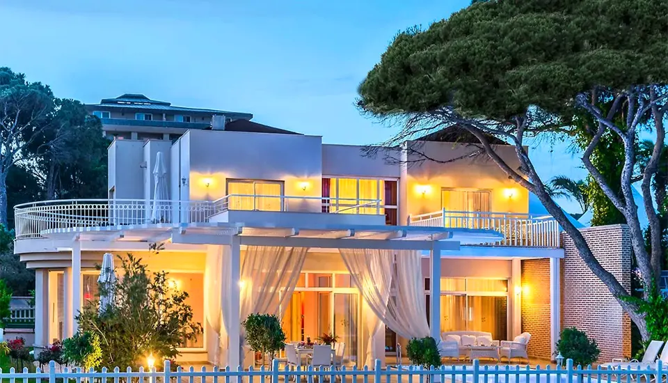 هتل پاپیلون آیشا ریزورت و اسپا